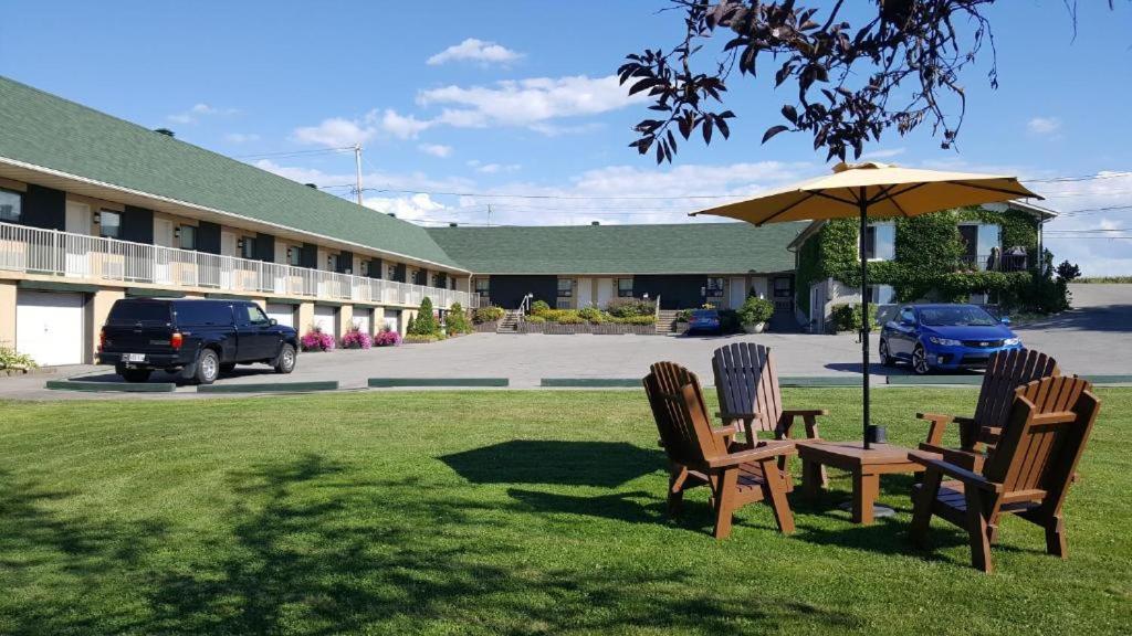 Hotel Oasis Lac St-Louis Salaberry-de-Valleyfield Exterior foto